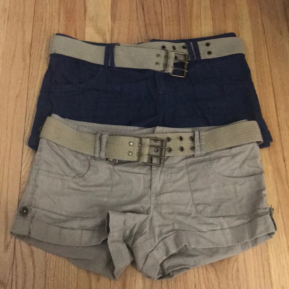 Set of shorts